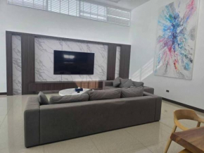 Villa Luna - Exclusive 4BR Residence in Phuket